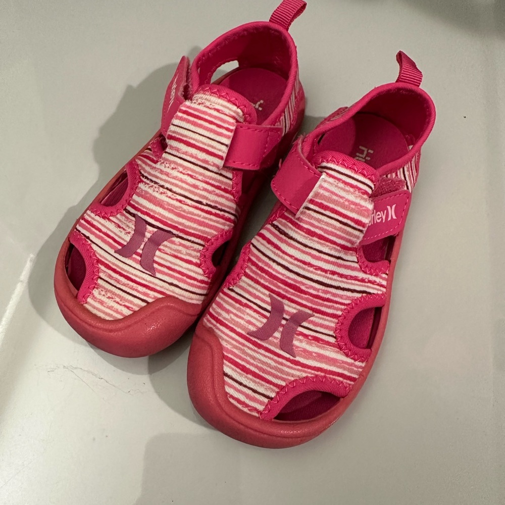 Hurley Water Shoes (toddler shoes size 9)